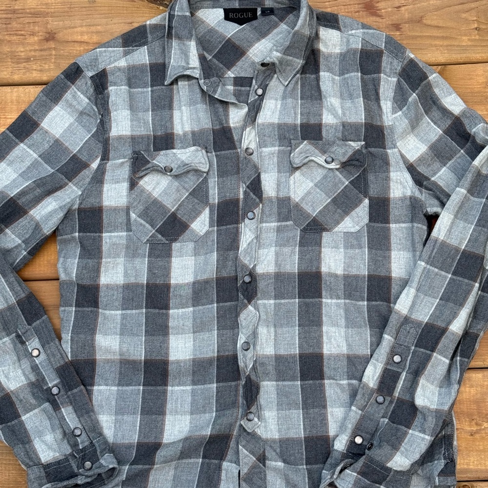 Rogue Gray Casual Button Down Shirt